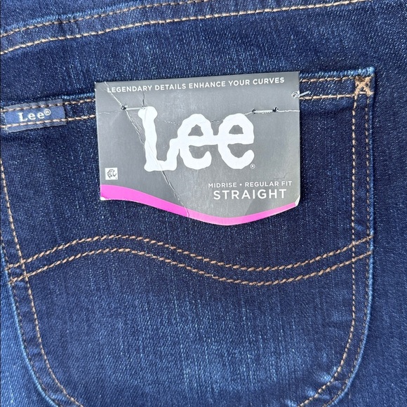 NWT Lee Women's Deep Indigo Midrise Regular Fit Straight Jeans size 22 Medium - Picture 5 of 5